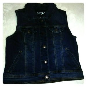 Denim girls vest size 10-12